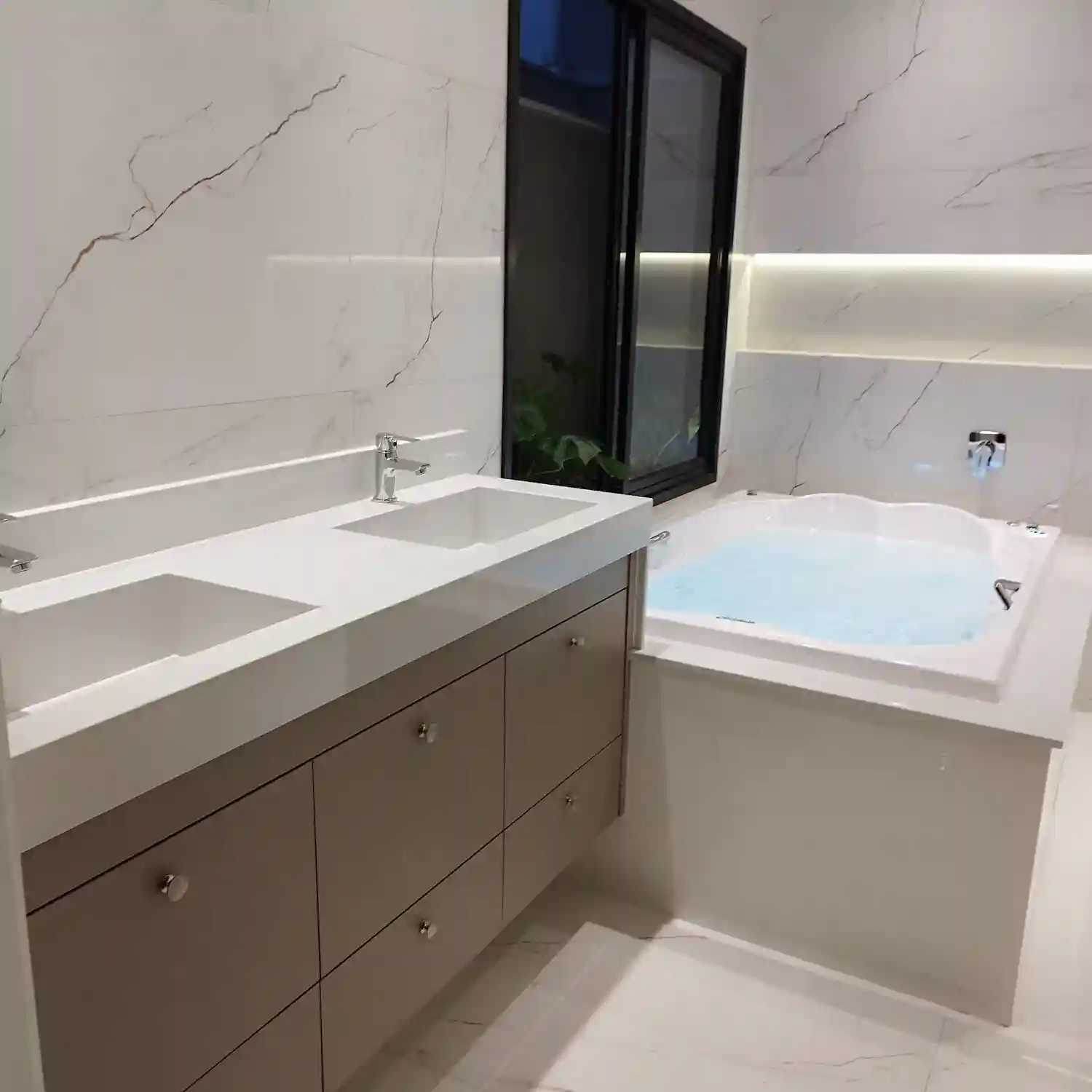 Casa de Condomínio com 3 quartos à venda, 212m² — foto 12 de 23