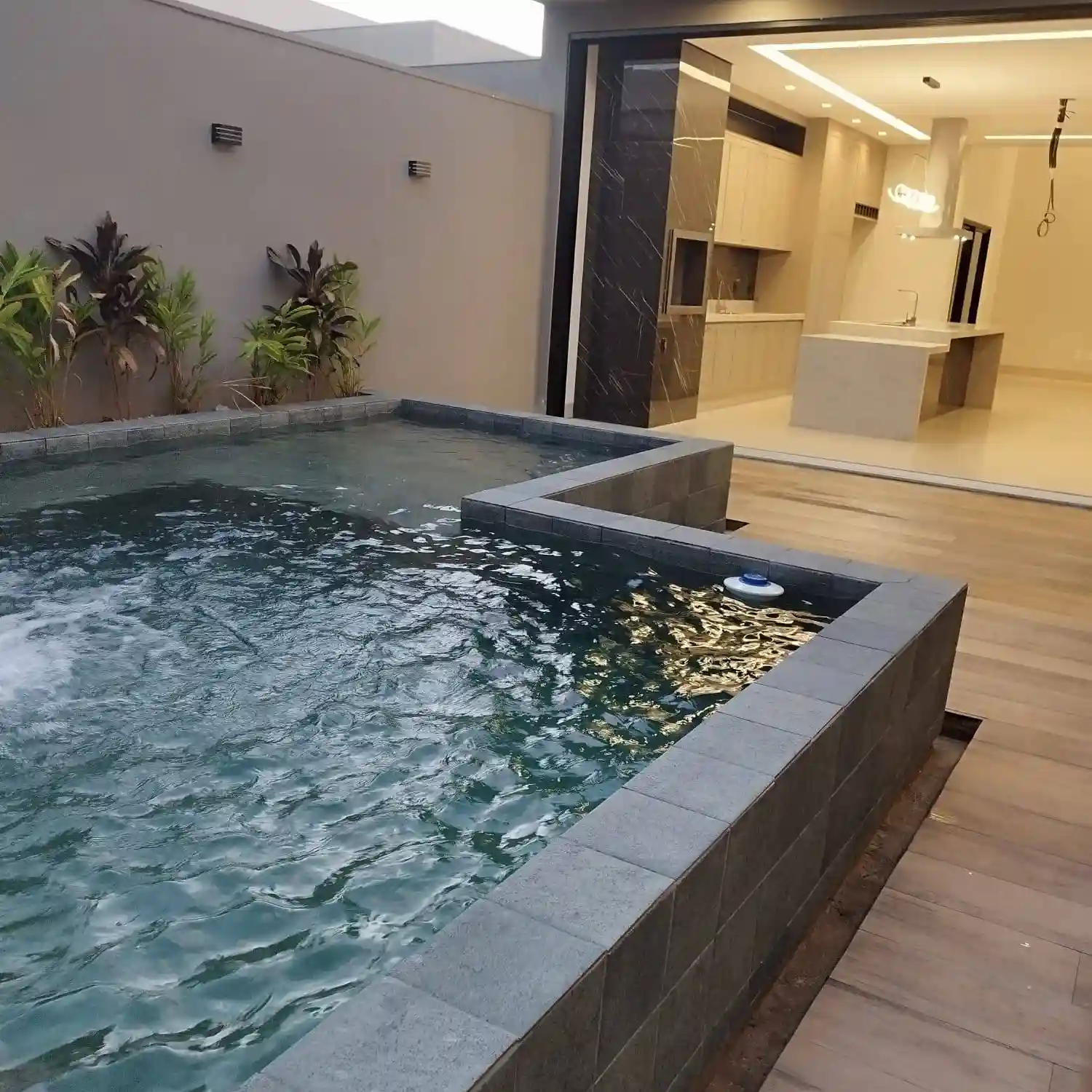 Casa de Condomínio com 3 quartos à venda, 212m² — foto 22 de 23