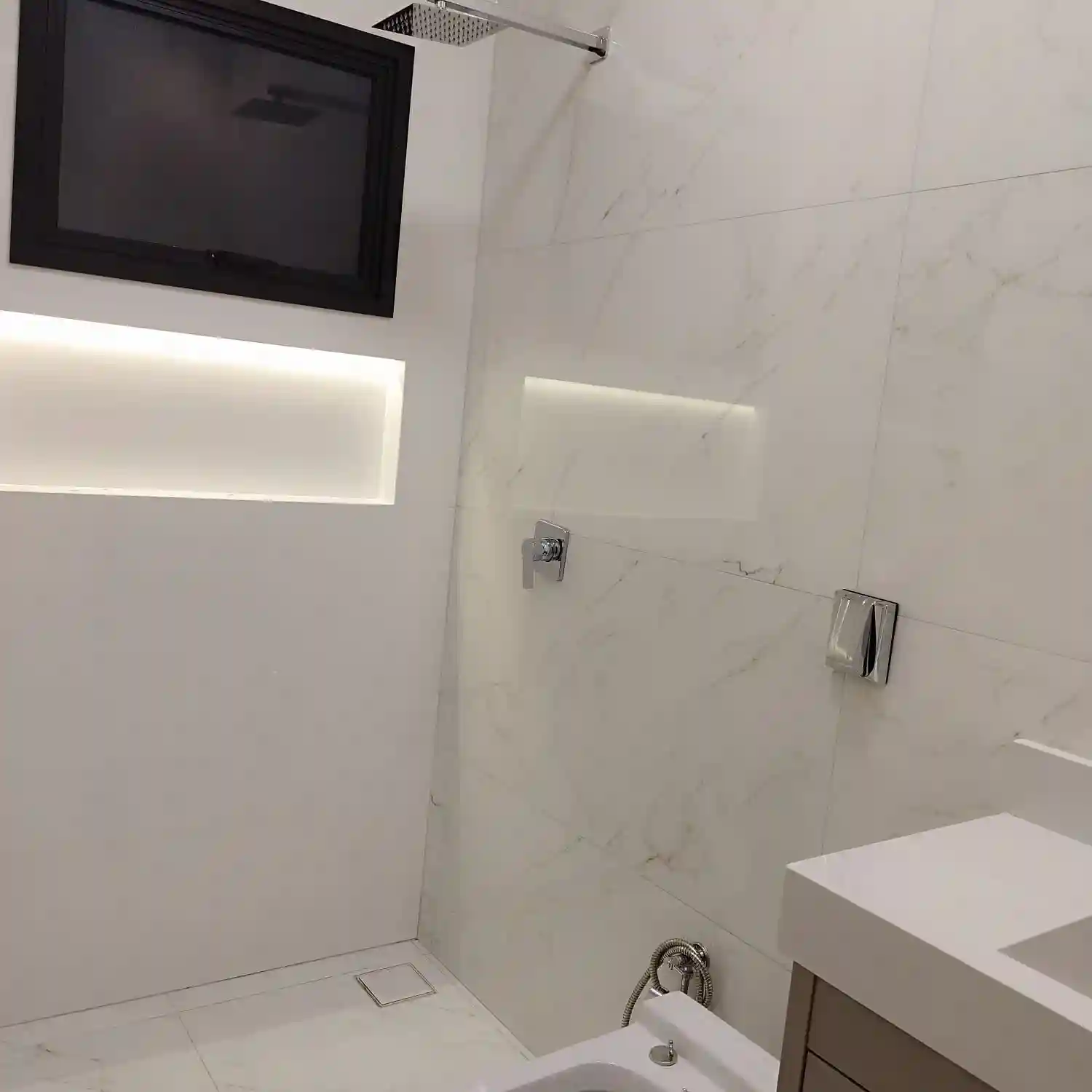 Casa de Condomínio com 3 quartos à venda, 212m² — foto 18 de 23