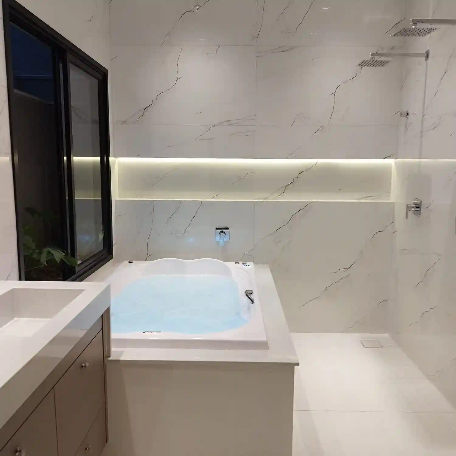 Casa de Condomínio com 3 quartos à venda, 212m² — foto 11 de 23