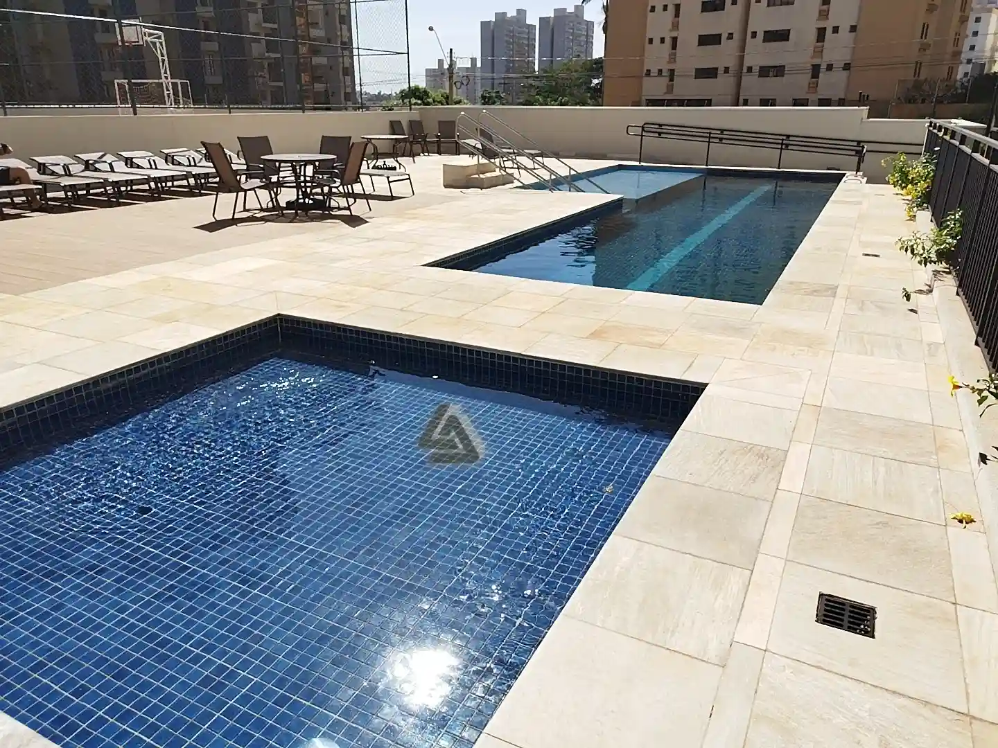 Apartamento com 3 quartos para aluguel, 100m² — foto 4 de 19