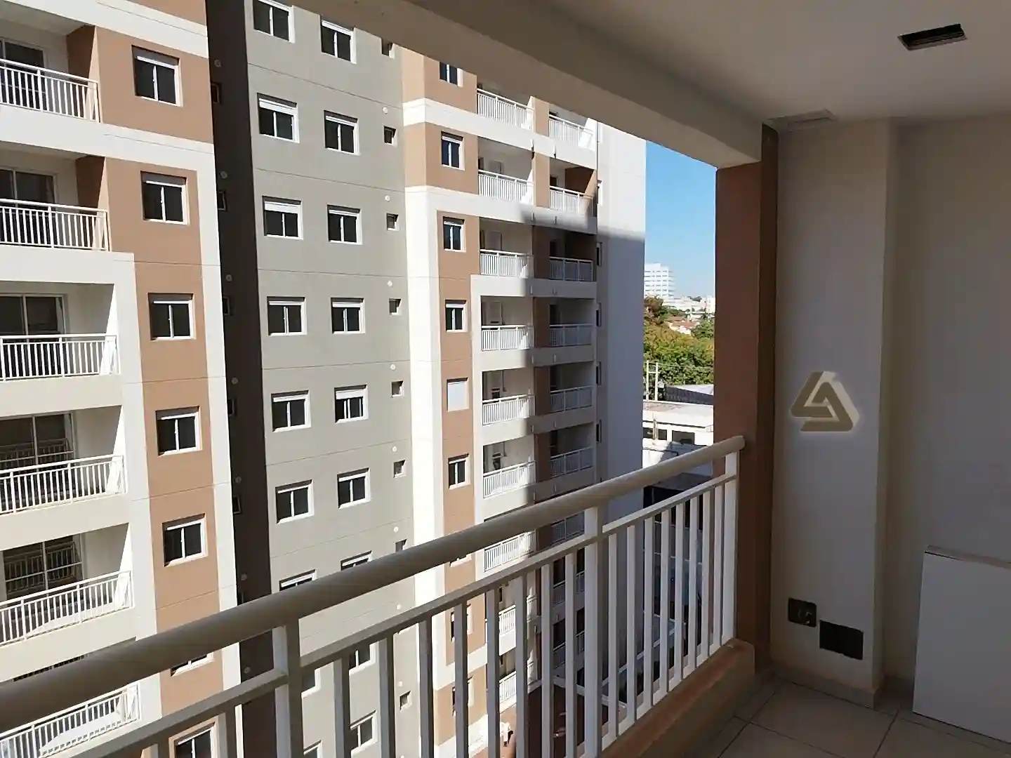 Apartamento com 3 quartos para aluguel, 100m² — foto 9 de 19