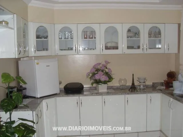 Casa com 3 quartos à venda, 180m² — foto 8 de 15