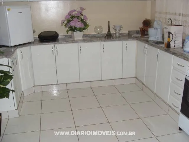 Casa com 3 quartos à venda, 180m² — foto 15 de 15