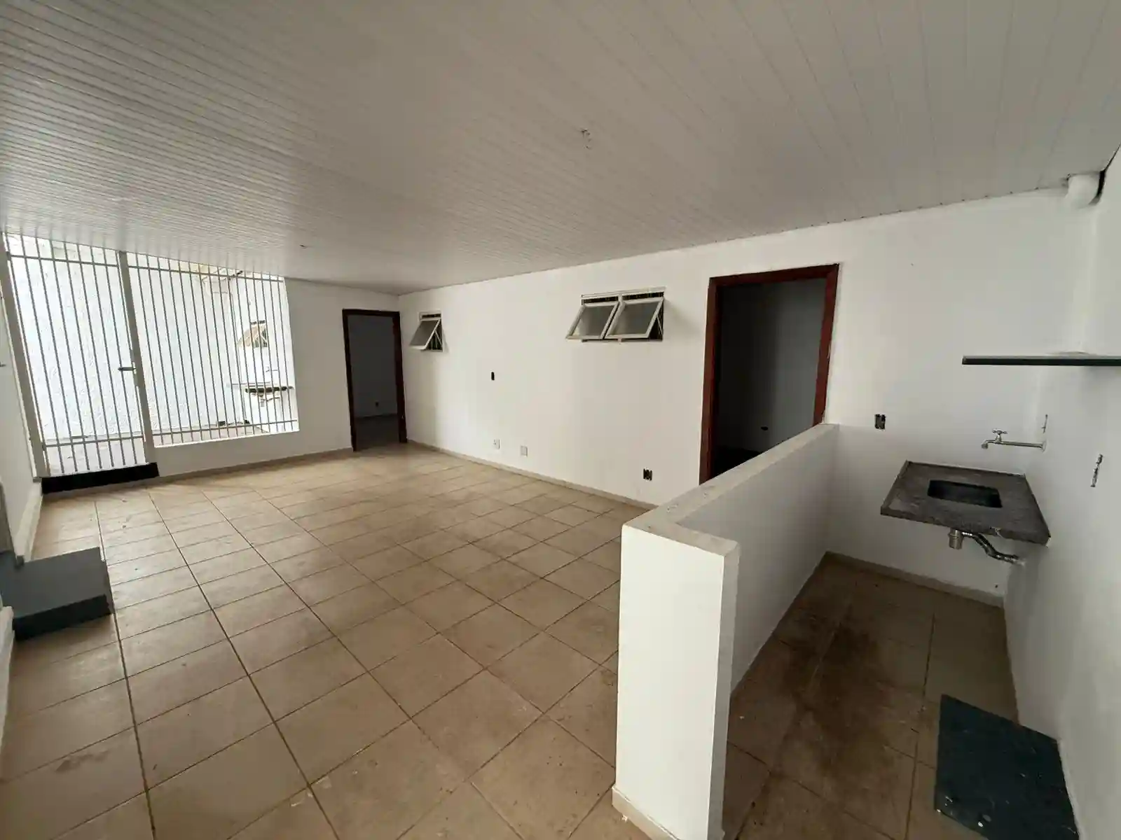 Casa Comercial  à venda, 175m² — foto 13 de 18