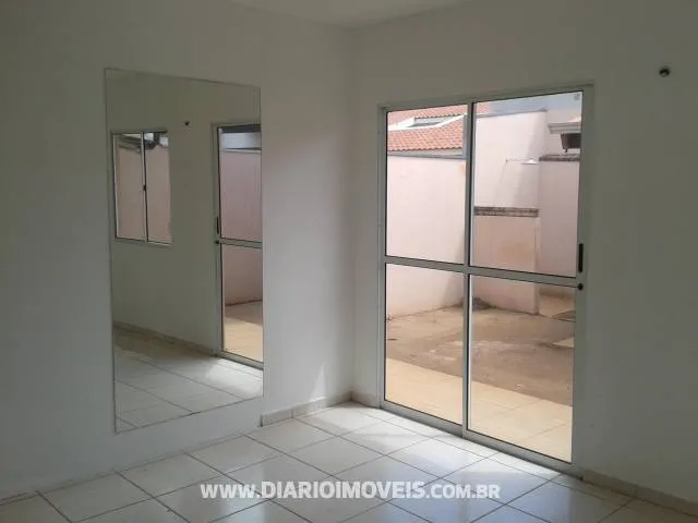 Casa de Condomínio à venda — foto 2 de 3