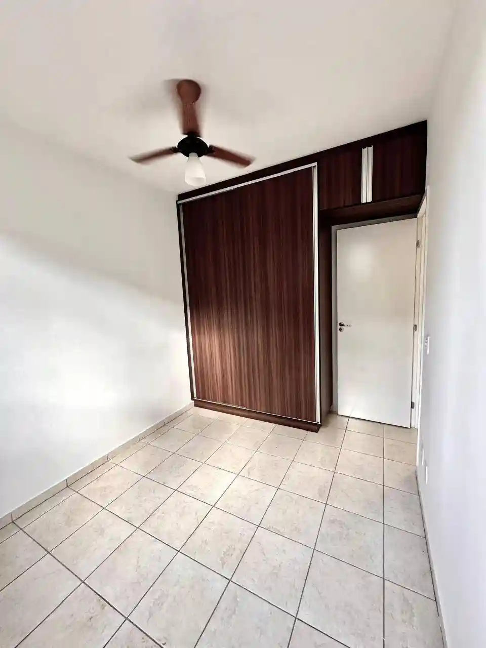 Apartamento com 2 quartos para aluguel, 55m² — foto 11 de 15