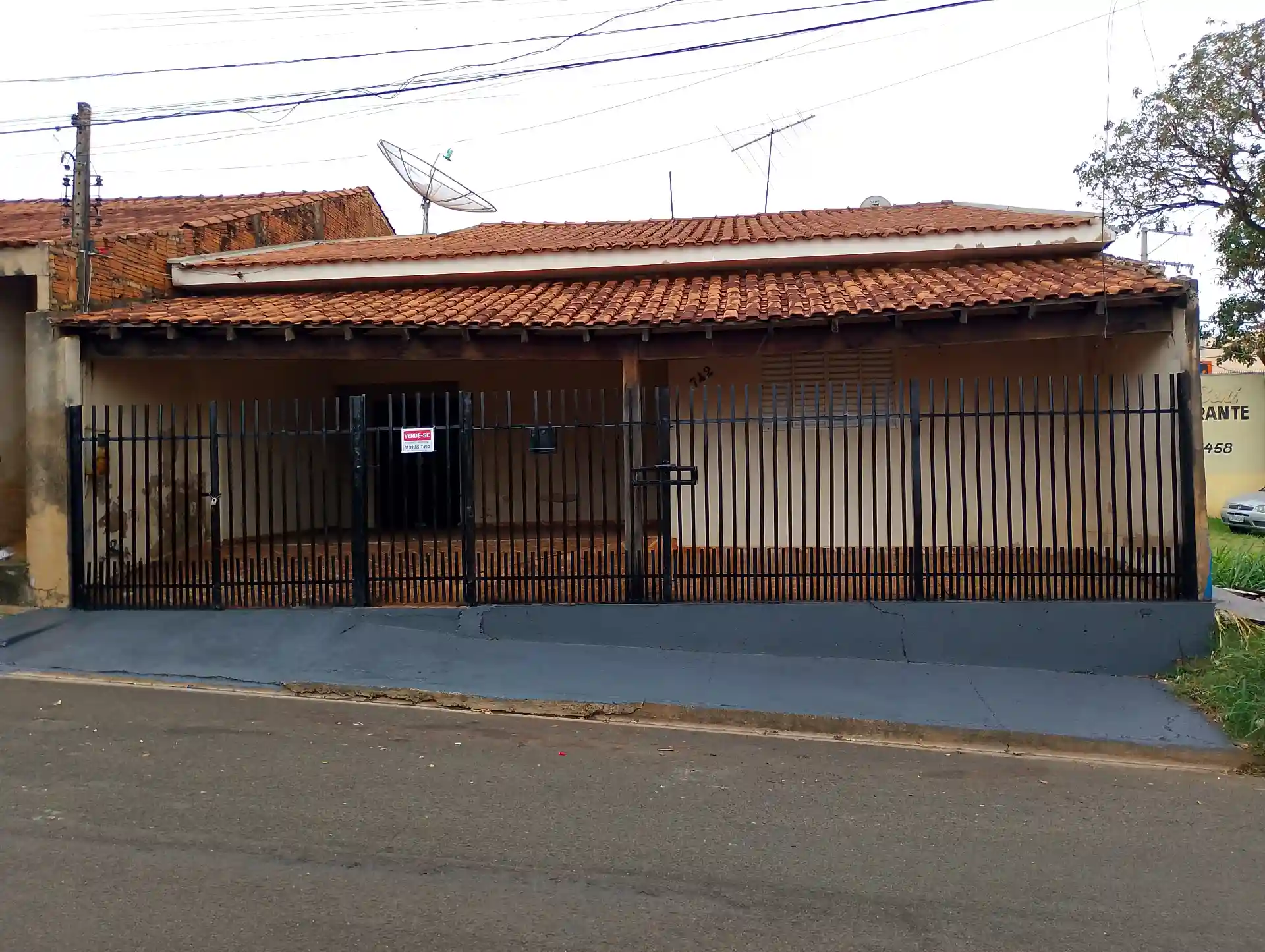 Casa com 3 quartos à venda, 100m² — foto 1 de 15