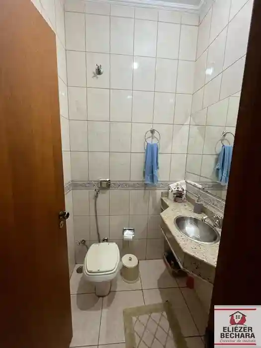 Casa com 3 quartos à venda, 220m² — foto 11 de 18