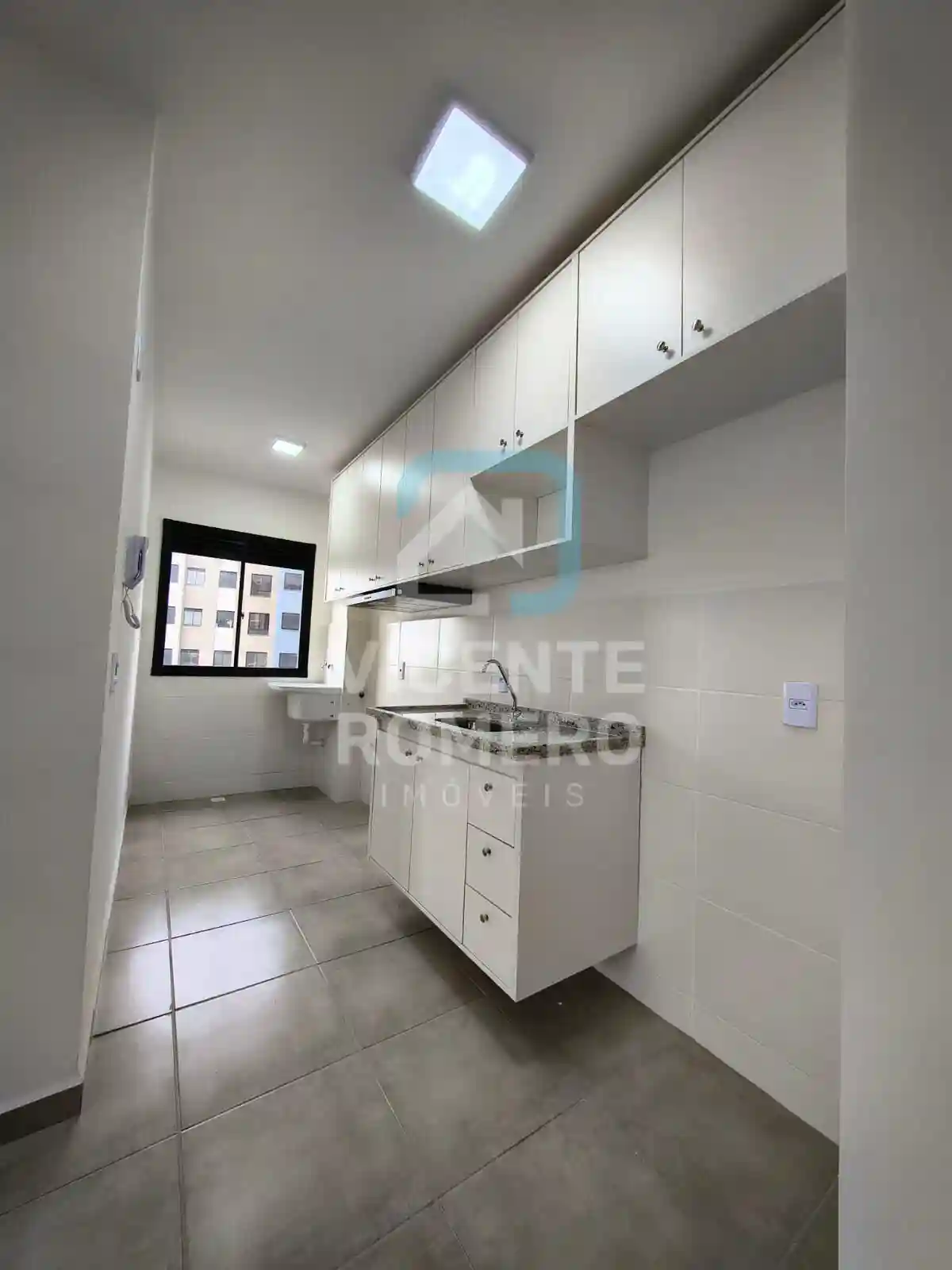 Apartamento com 2 quartos para aluguel, 45m² — foto 10 de 16