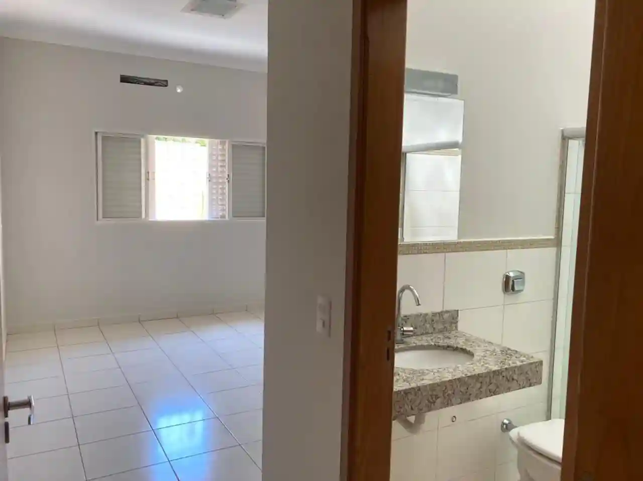 Casa com 3 quartos à venda, 145m² — foto 17 de 23