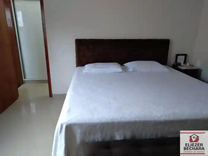 Casa com 3 quartos à venda, 240m² — foto 35 de 60