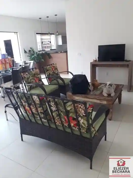 Casa com 3 quartos à venda, 240m² — foto 30 de 60
