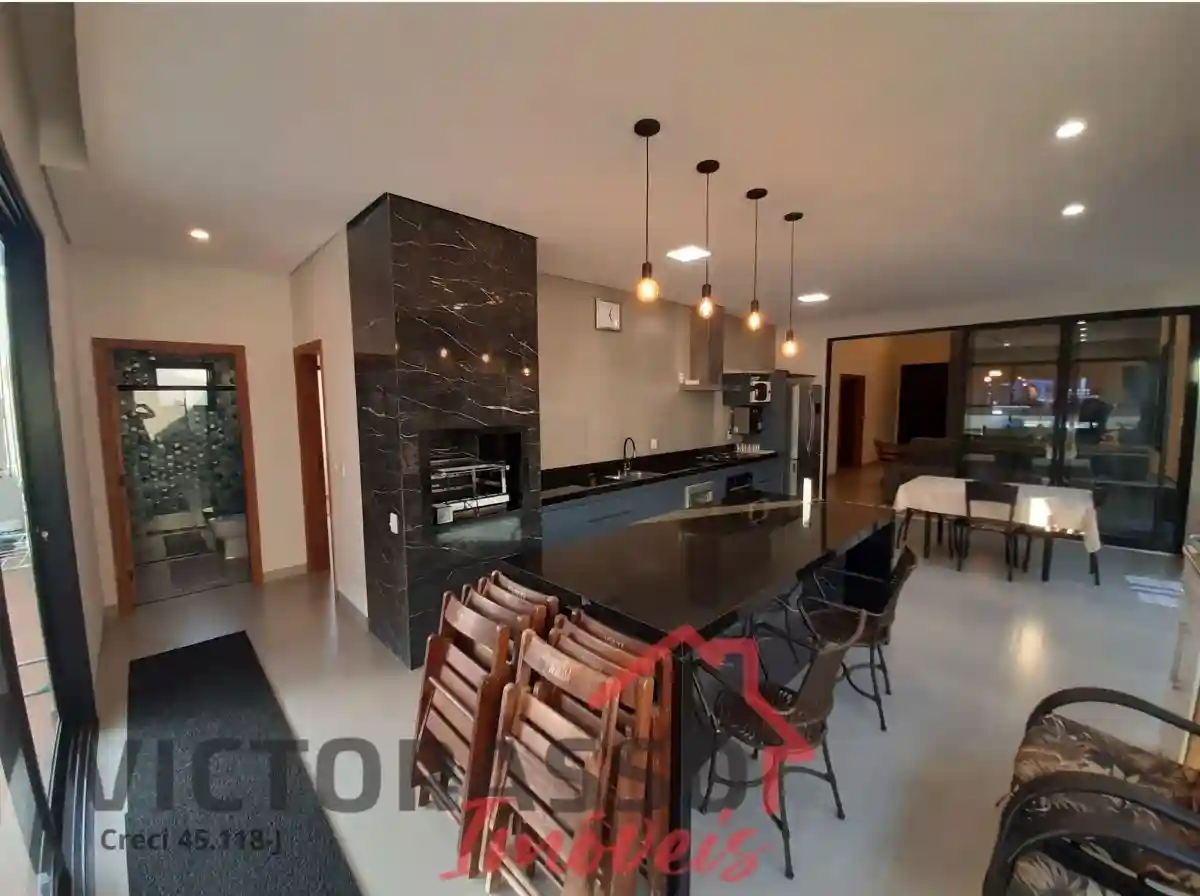 Casa com 3 quartos à venda, 360m² — foto 9 de 18