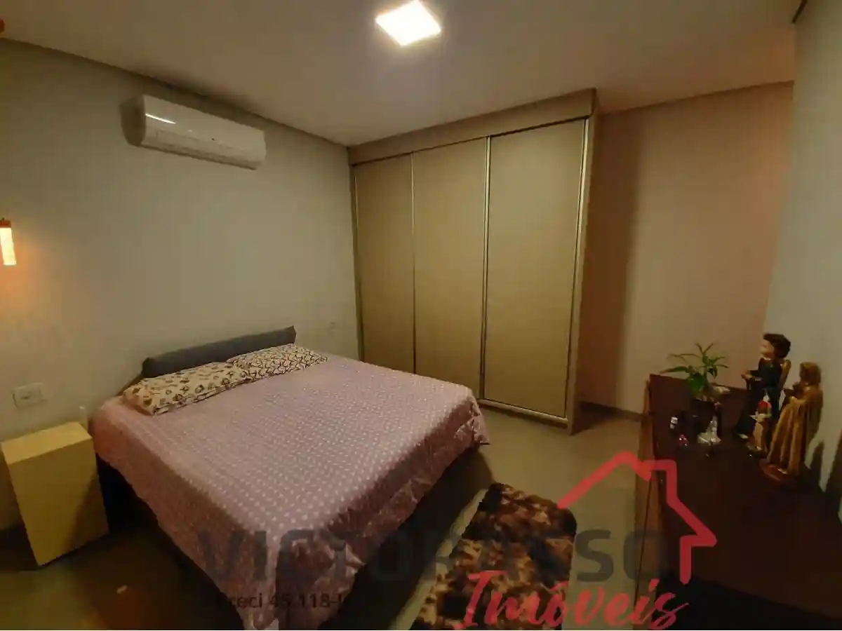 Casa com 3 quartos à venda, 360m² — foto 17 de 18