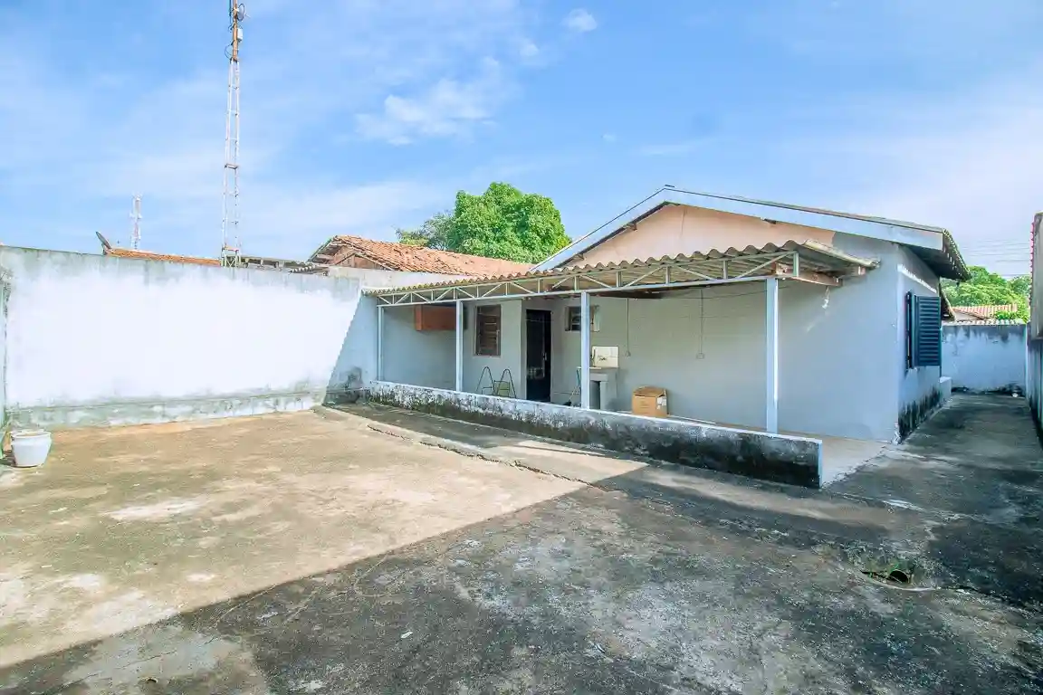 Casa com 2 quartos à venda, 200m² — foto 13 de 17