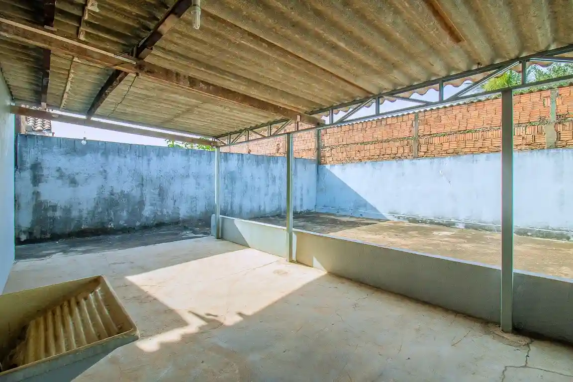 Casa com 2 quartos à venda, 200m² — foto 15 de 17