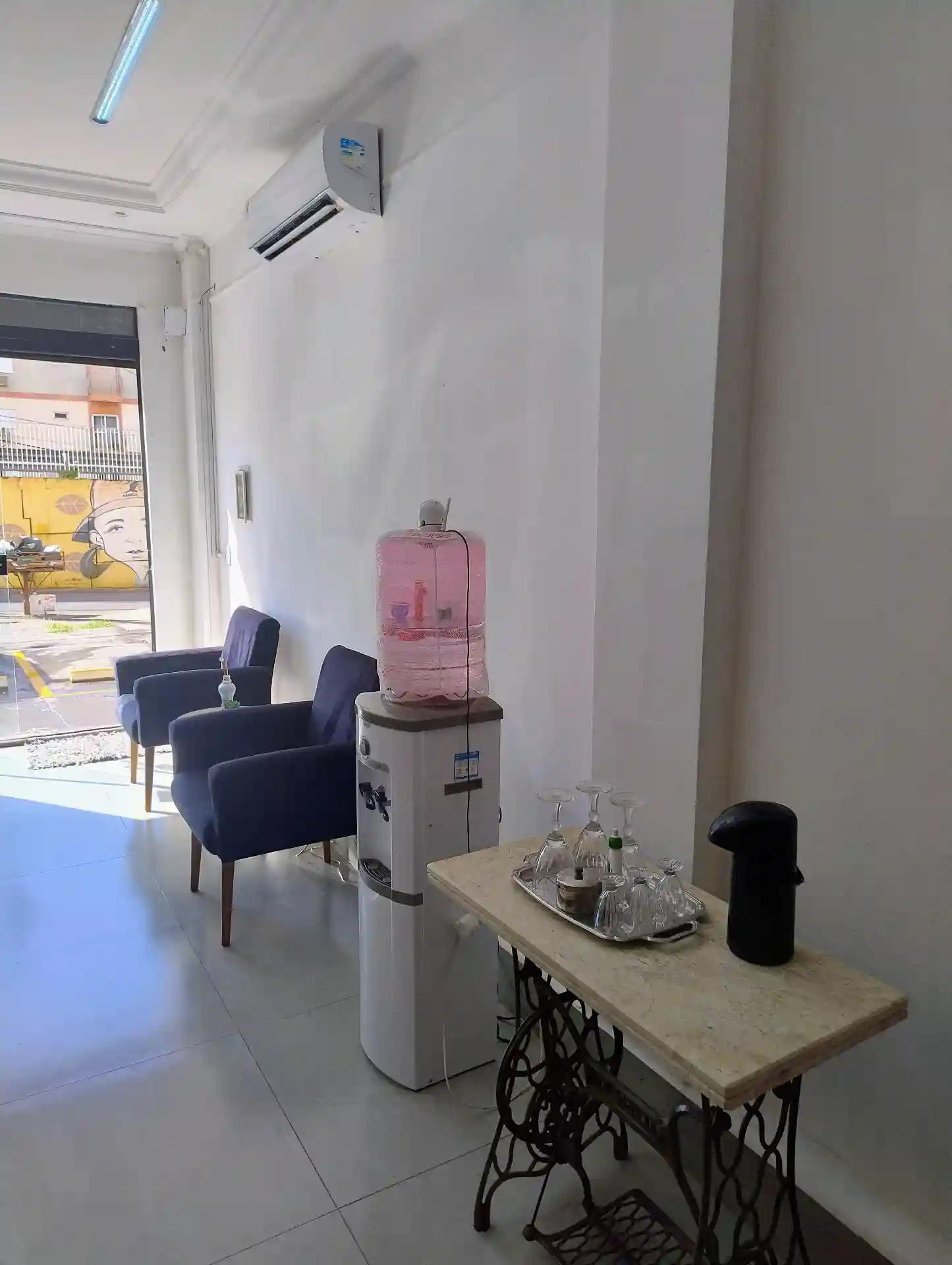 Conjunto Comercial / Sala  para aluguel, 40m² — foto 2 de 6