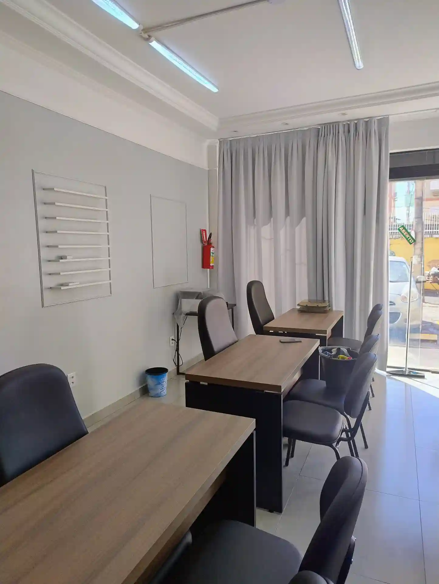 Conjunto Comercial / Sala  para aluguel, 40m² — foto 1 de 6