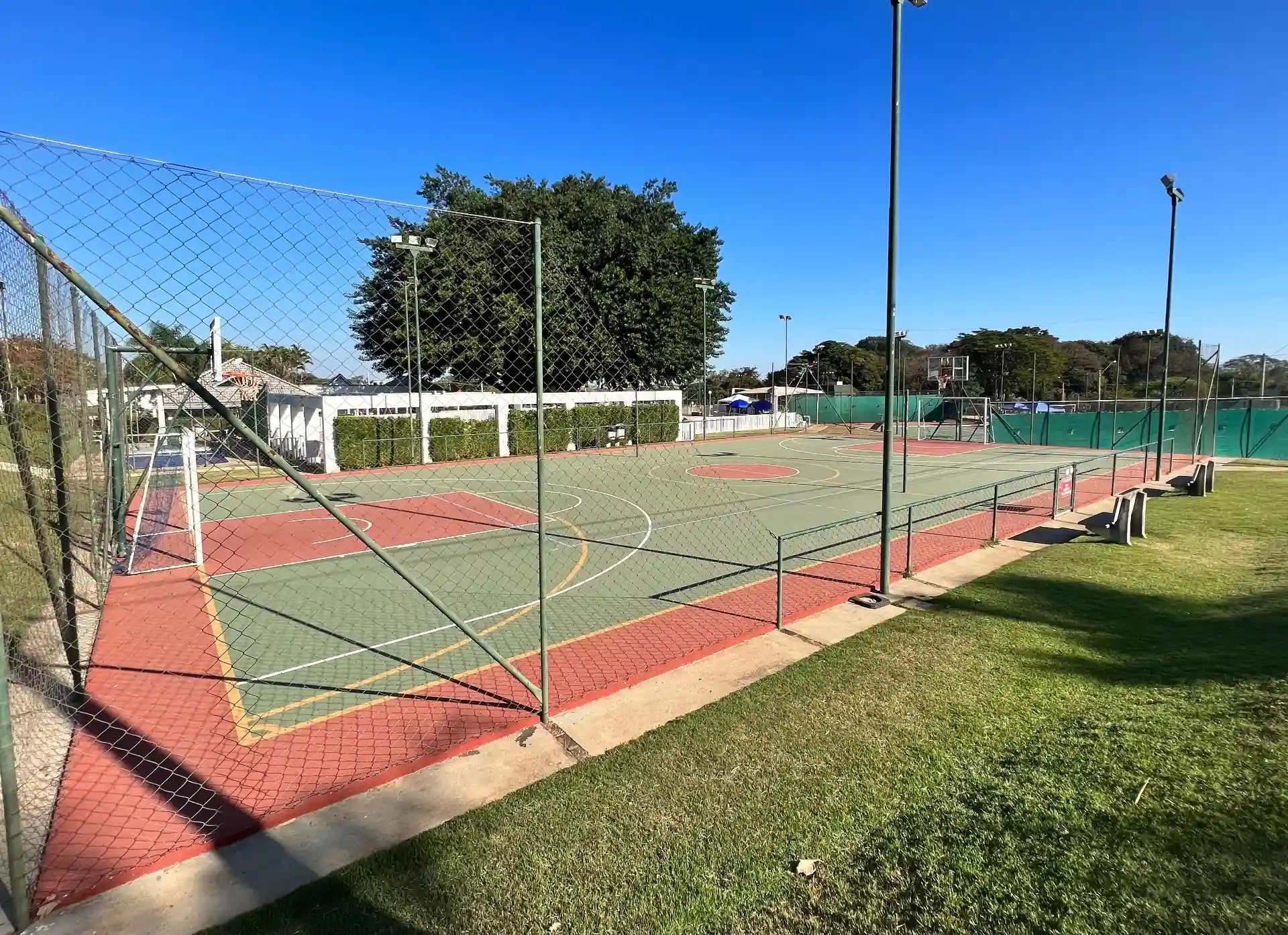 Terreno / Lote / Condomínio  à venda, 360m² — foto 11 de 12