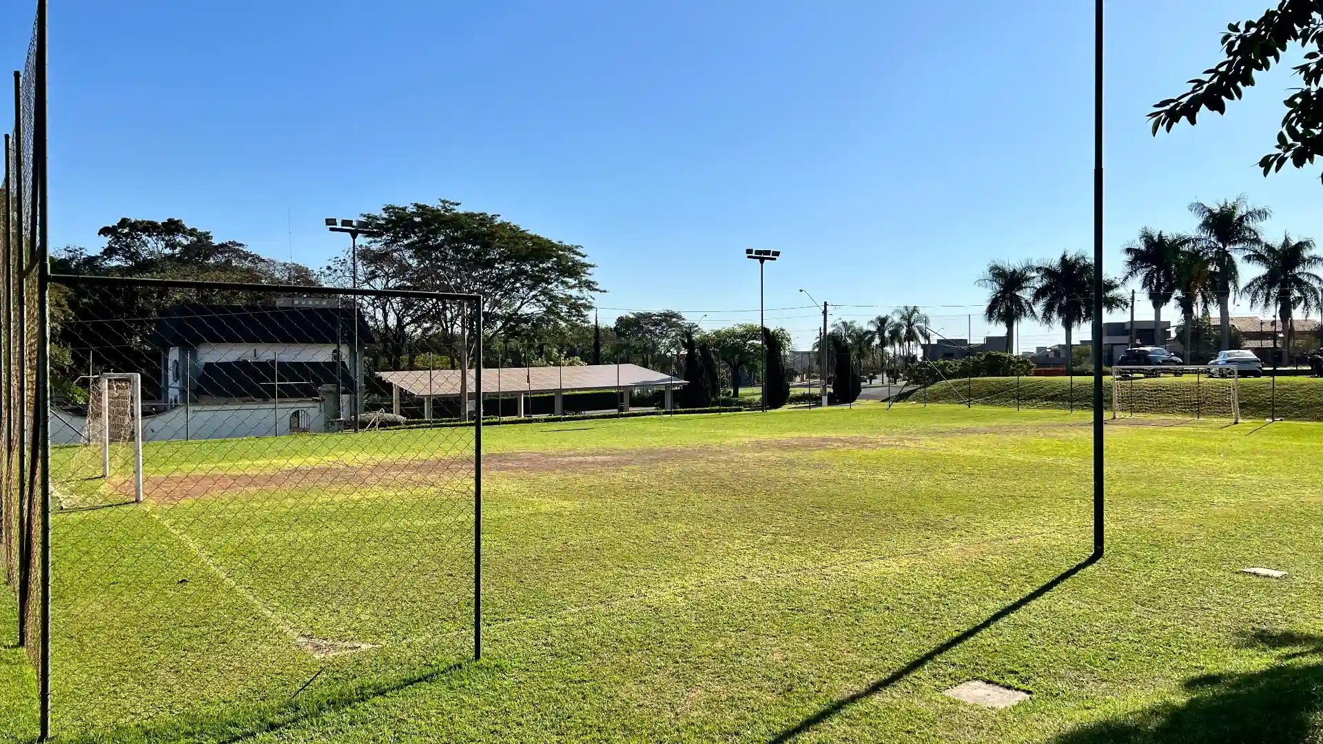 Terreno / Lote / Condomínio  à venda, 360m² — foto 7 de 12