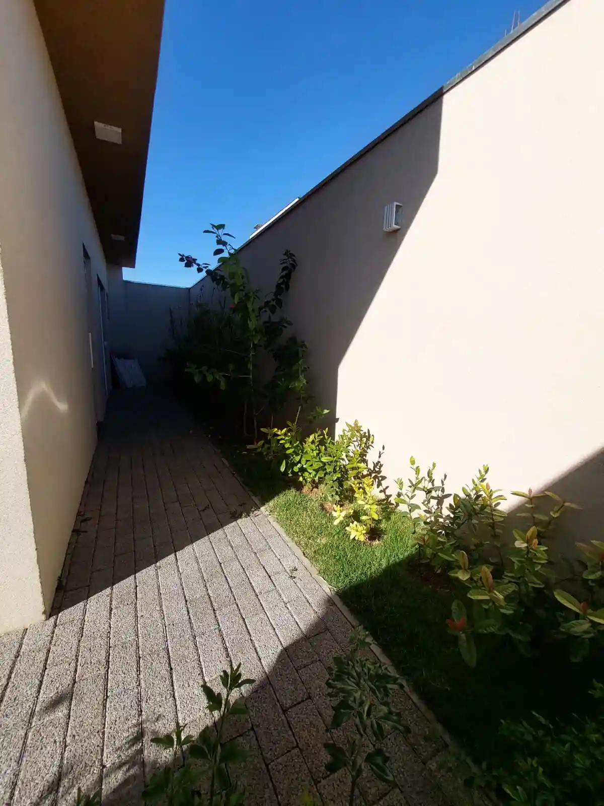 Casa de Condomínio com 3 quartos à venda, 253m² — foto 3 de 30
