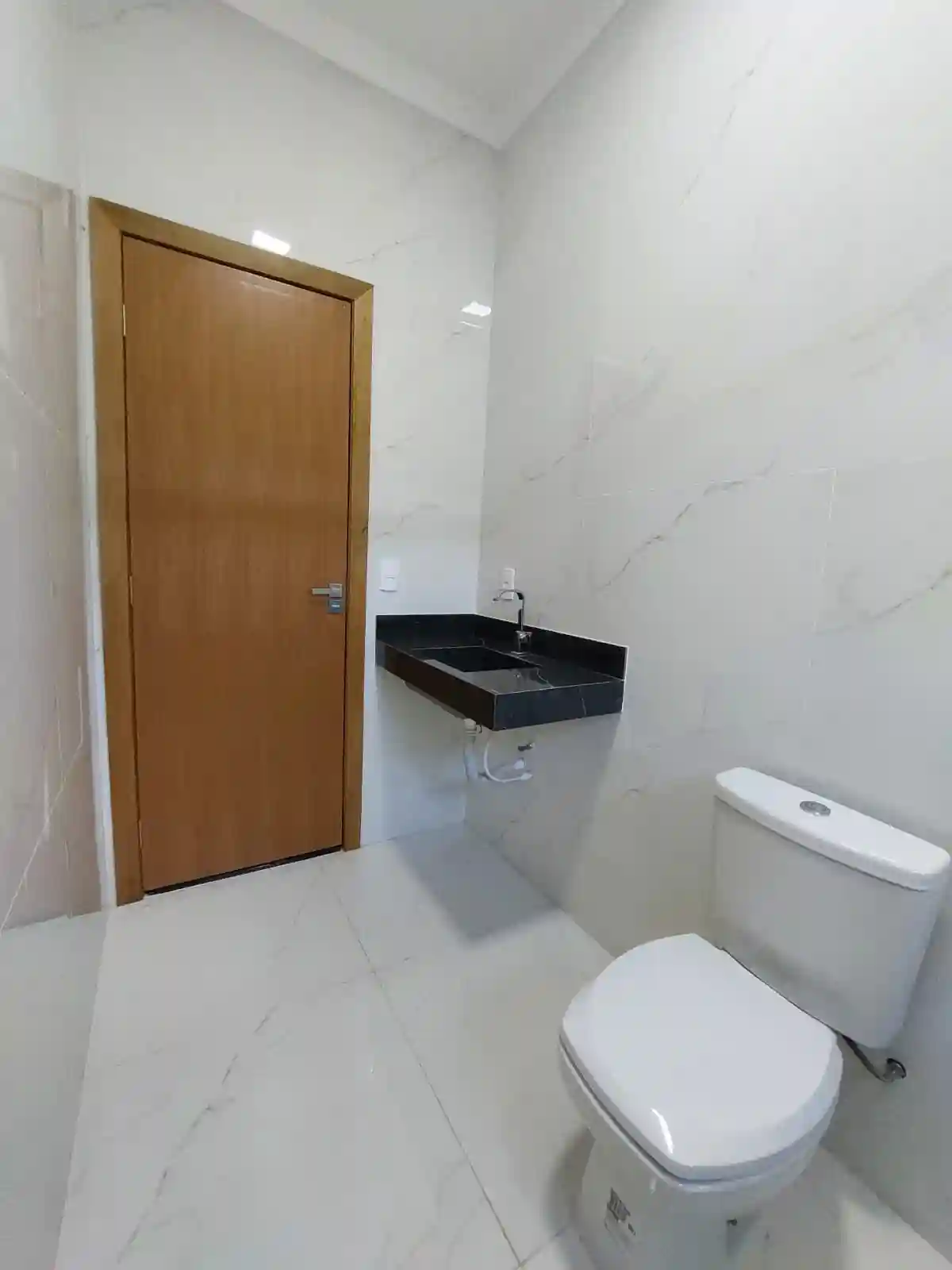 Casa de Condomínio com 3 quartos à venda, 253m² — foto 8 de 30