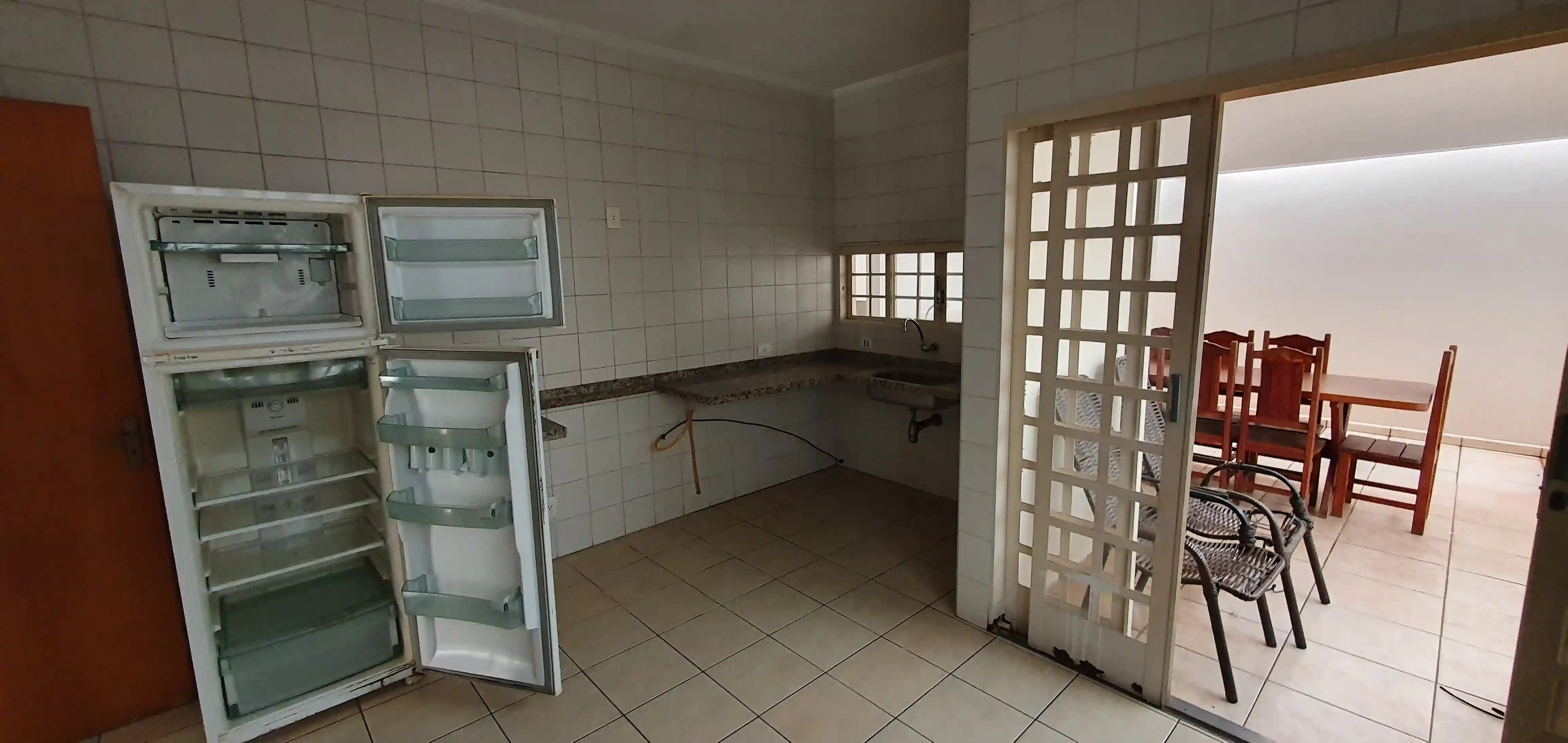 Casa Comercial com 3 quartos à venda, 160m² — foto 6 de 10