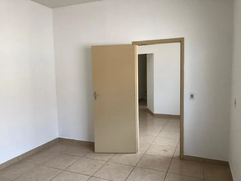 Imóvel Comercial à venda — foto 2 de 6