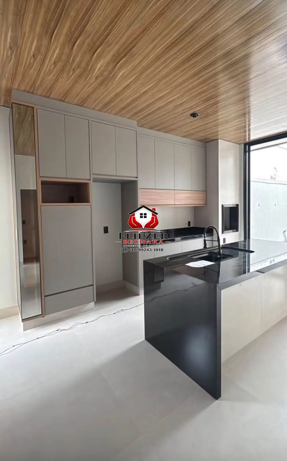 Casa com 3 quartos à venda, 128m² — foto 3 de 13