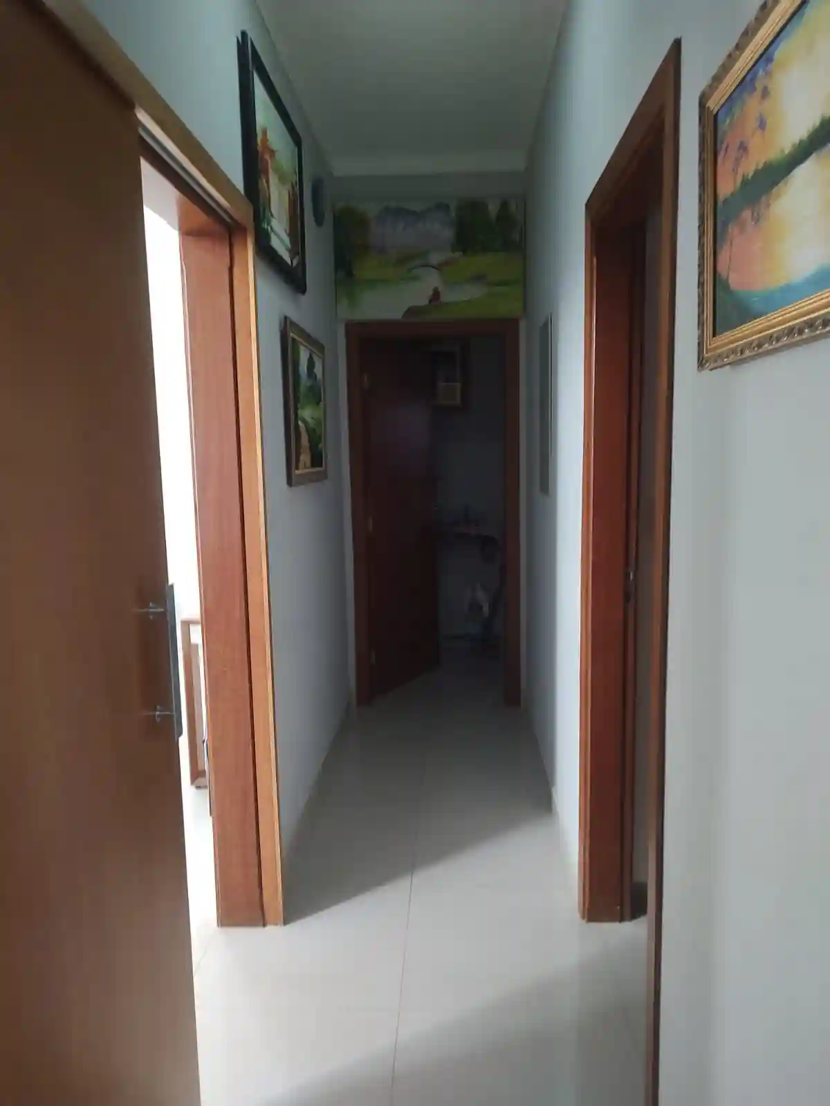 Casa de Condomínio com 3 quartos à venda, 253m² — foto 9 de 17