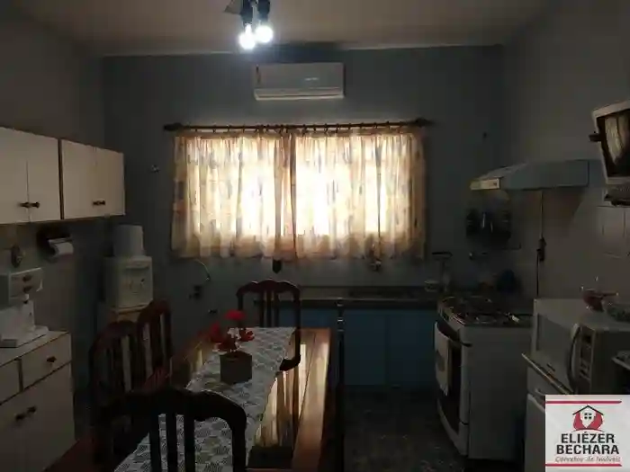 Casa com 3 quartos à venda, 224m² — foto 31 de 60