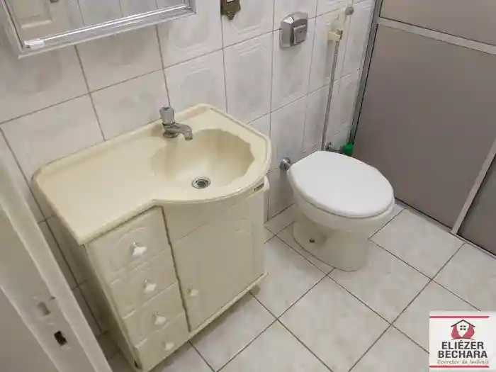 Casa com 3 quartos à venda, 224m² — foto 3 de 60