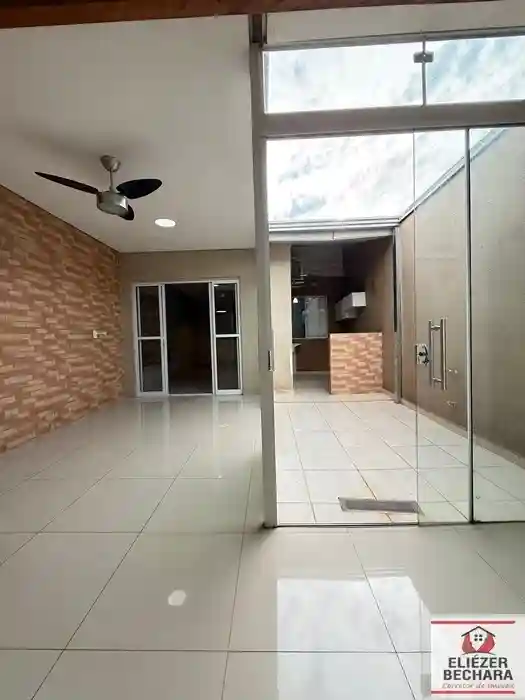 Casa de Condomínio com 2 quartos à venda, 100m² — foto 17 de 21