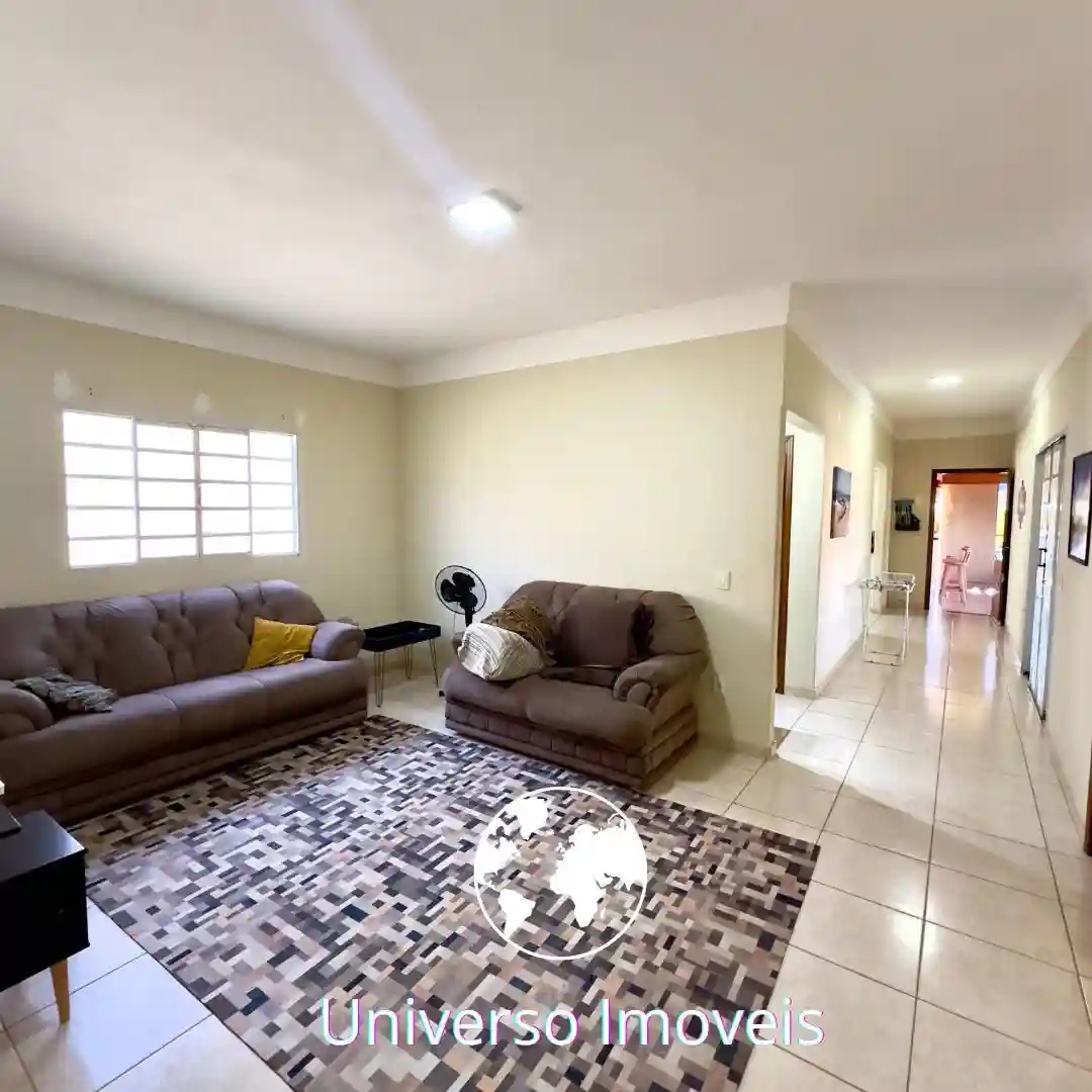 Fazenda / Sítio / Chácara com 3 quartos à venda, 250m² — foto 8 de 15