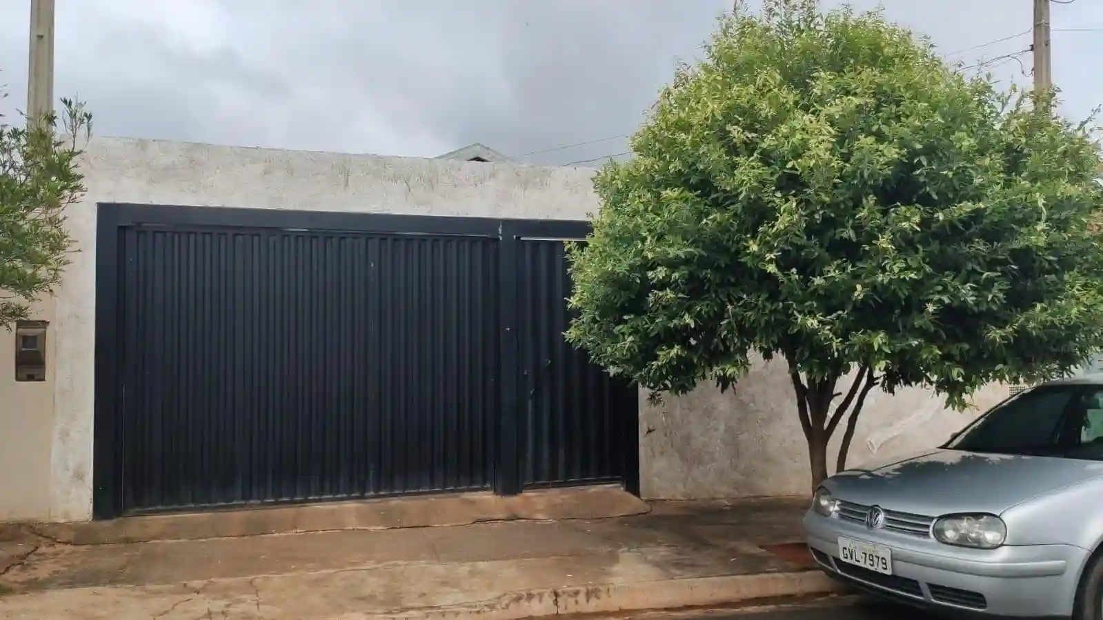 Casa com 2 quartos à venda, 200m² — foto 1 de 11