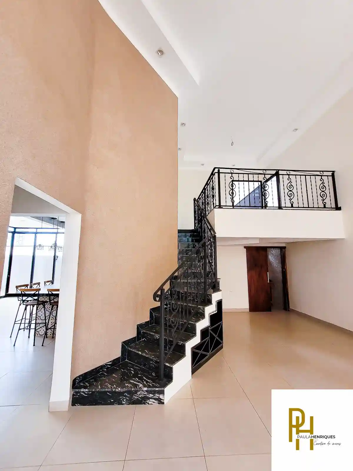 Casa de Condomínio com 3 quartos à venda, 253m² — foto 3 de 28