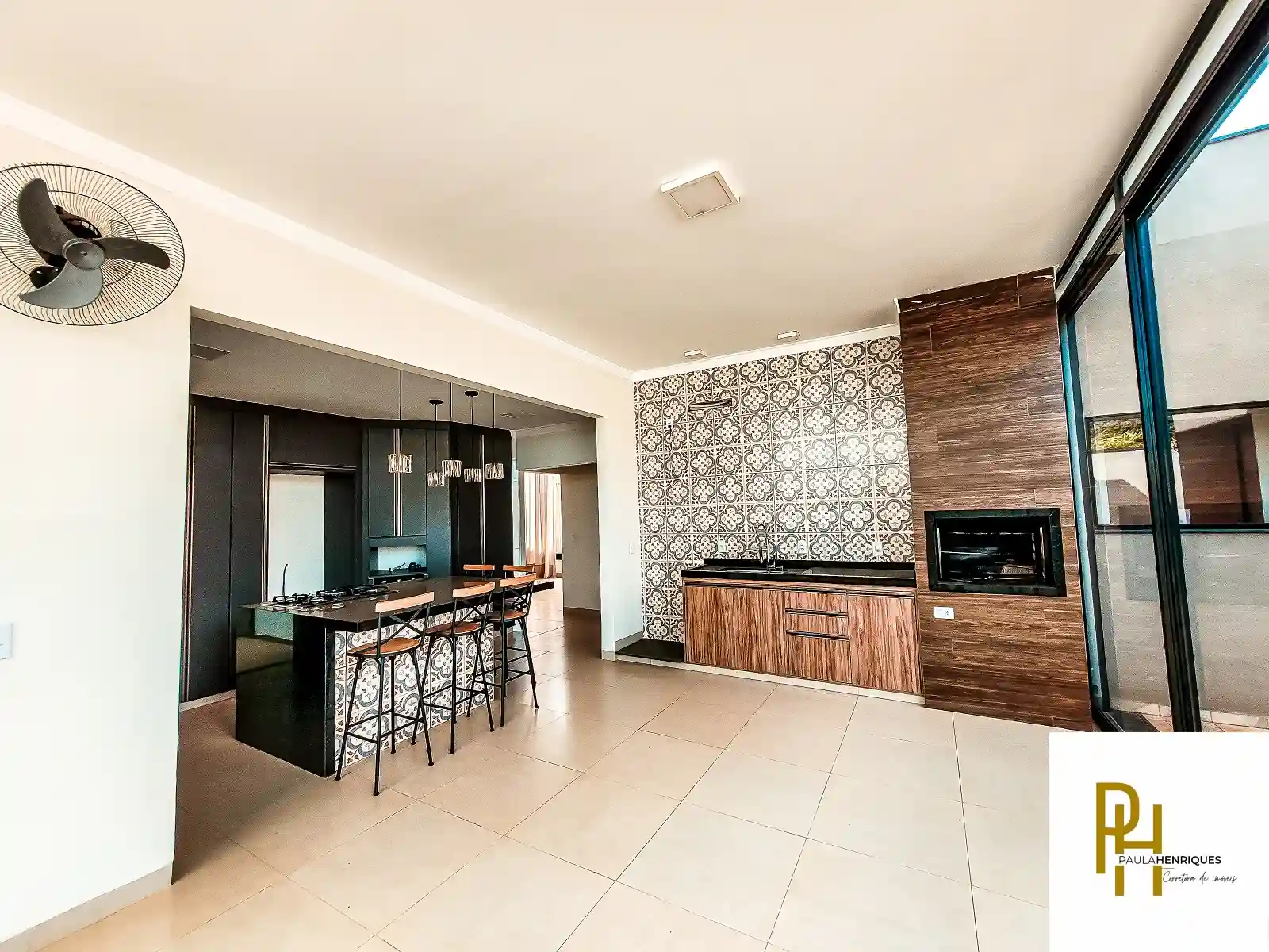 Casa de Condomínio com 3 quartos à venda, 253m² — foto 10 de 28