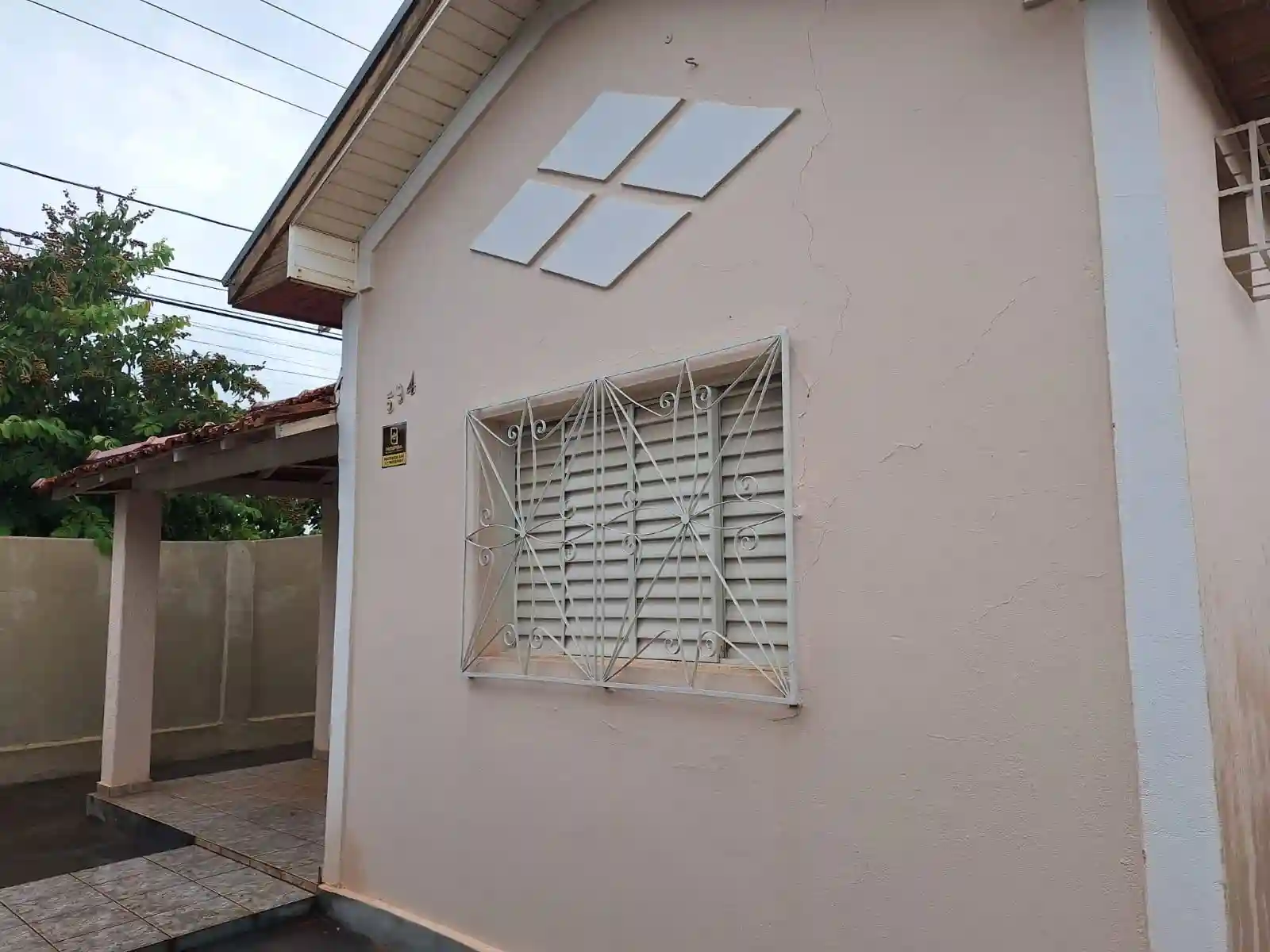 Casa com 3 quartos à venda, 242m² — foto 3 de 11