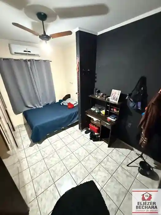 Casa com 3 quartos à venda, 200m² — foto 18 de 26
