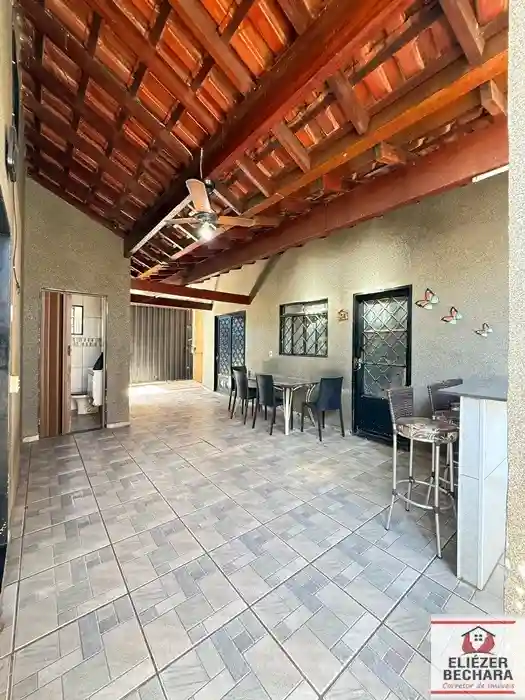 Casa com 3 quartos à venda, 200m² — foto 22 de 26