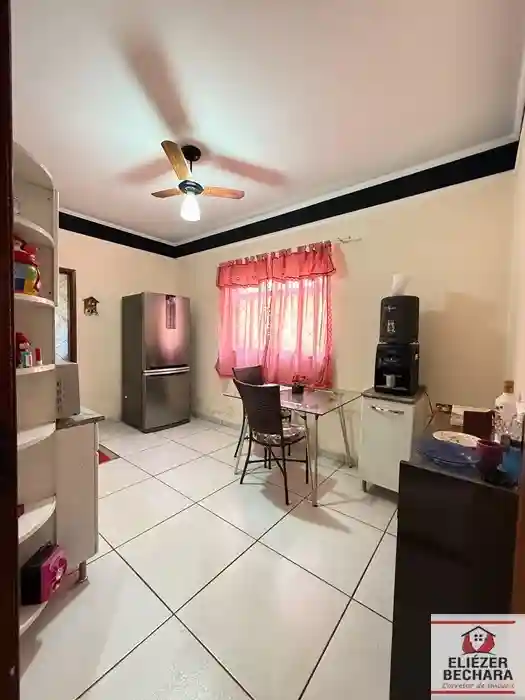 Casa com 3 quartos à venda, 200m² — foto 21 de 26