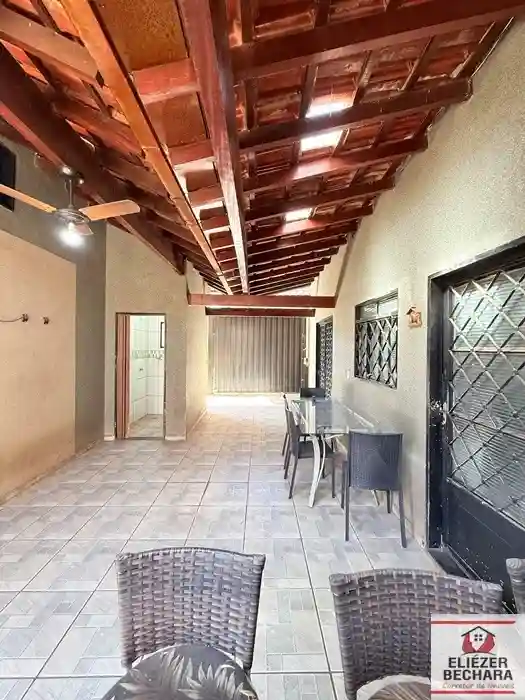 Casa com 3 quartos à venda, 200m² — foto 9 de 26