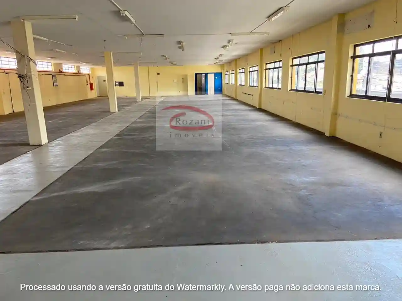 Loja / Salão / Ponto Comercial  para aluguel, 490m² — foto 1 de 8
