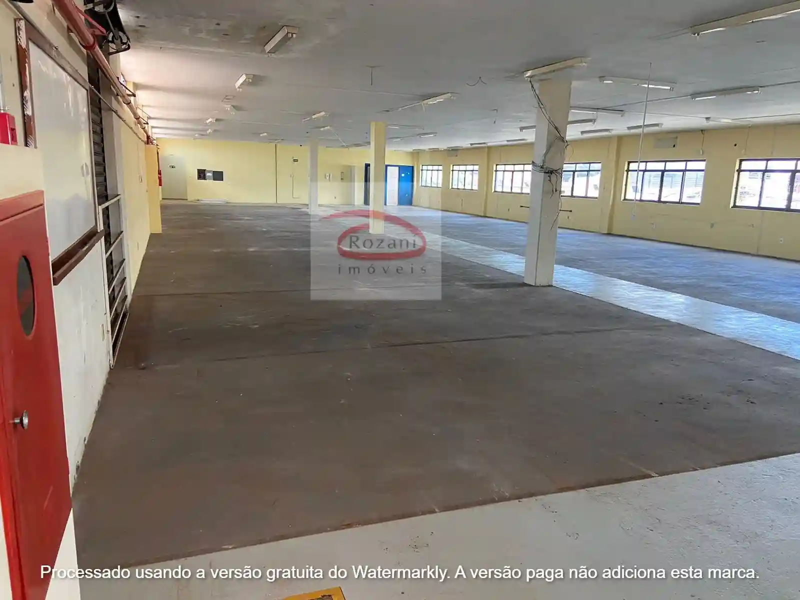Loja / Salão / Ponto Comercial  para aluguel, 490m² — foto 2 de 8