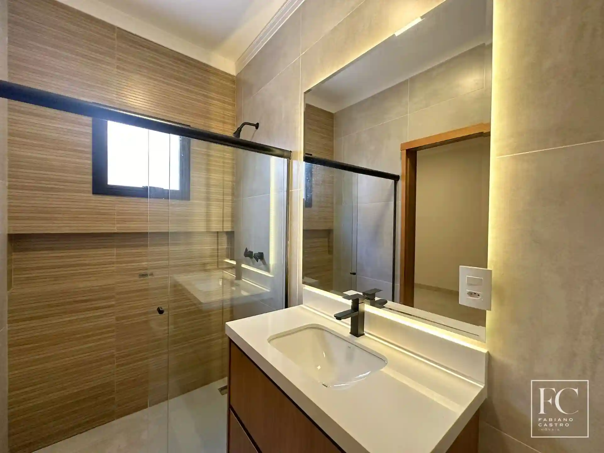 Casa de Condomínio com 3 quartos à venda, 165m² — foto 20 de 24