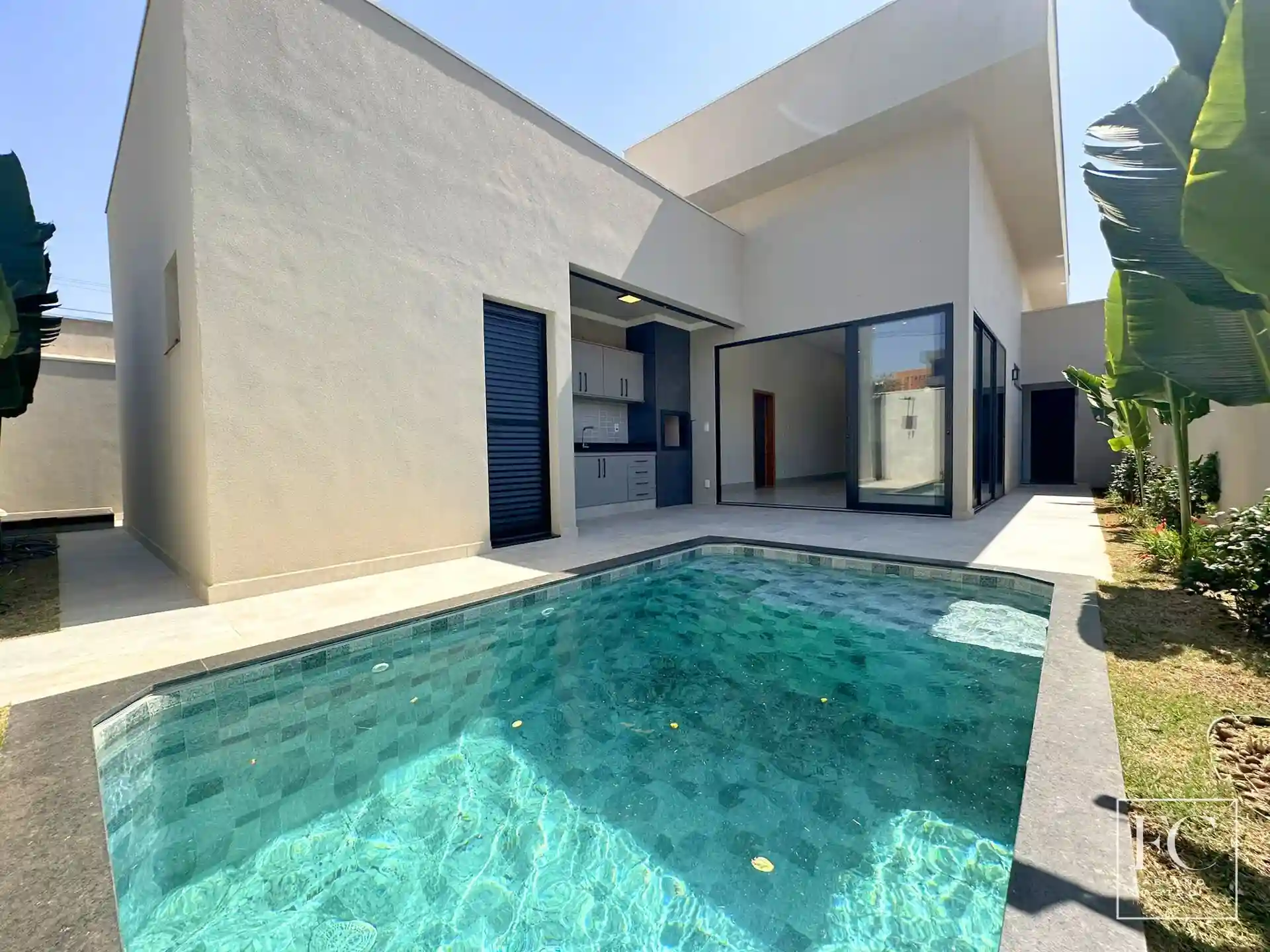 Casa de Condomínio com 3 quartos à venda, 165m² — foto 12 de 24