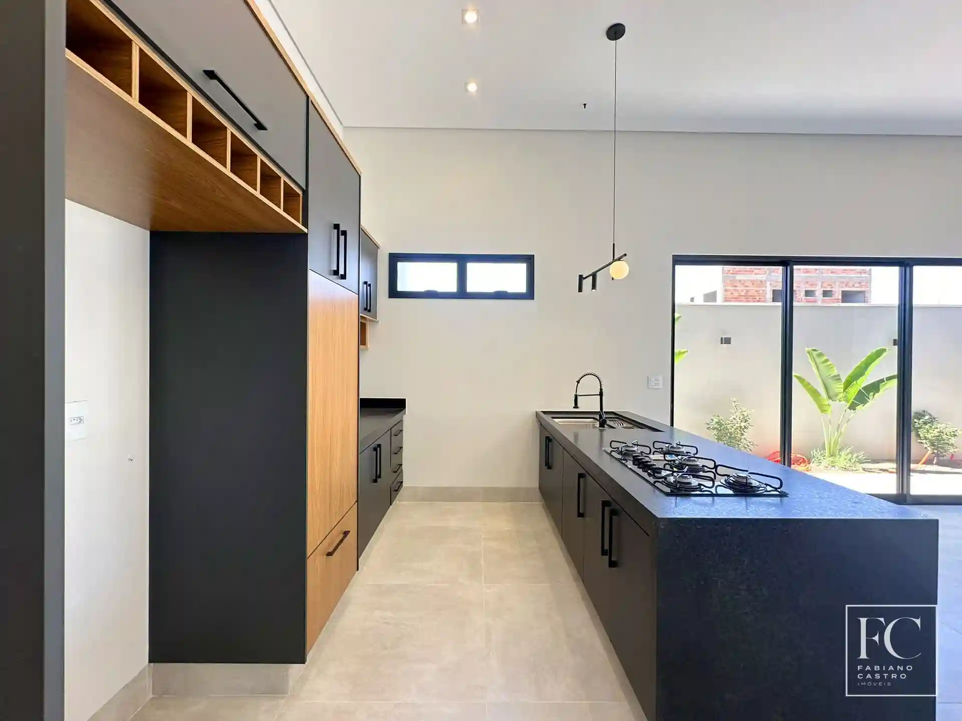 Casa de Condomínio com 3 quartos à venda, 165m² — foto 7 de 24