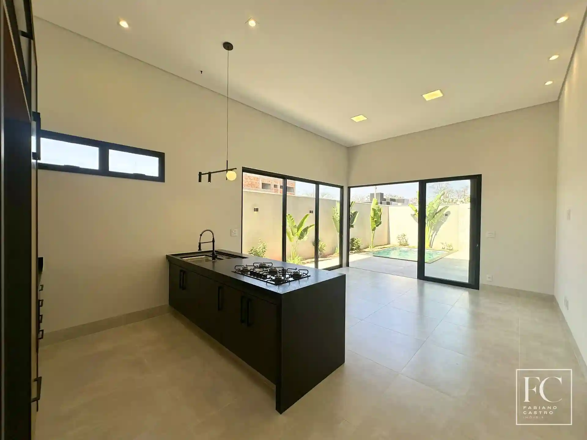Casa de Condomínio com 3 quartos à venda, 165m² — foto 6 de 24