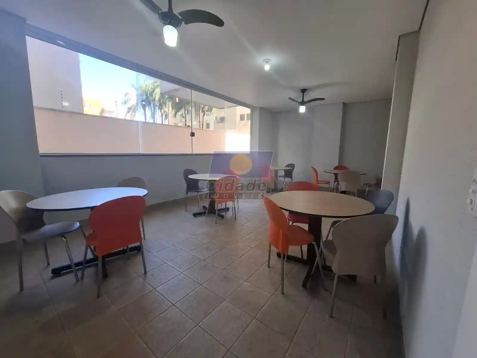 Apartamento com 2 quartos à venda, 68m² — foto 17 de 18